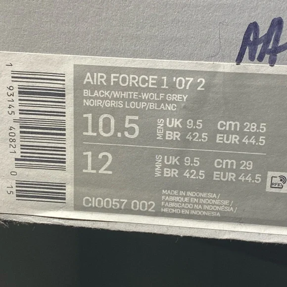 🔥 Nike Air Force 1 ‘07 - Black/White Gum bottom (Men’s 10.5 / Women’s 12) 🔥 - Picture 4 of 4